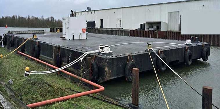 40 m x 20 m Self Propelled Deck Barge for 120-tonne Deck Crane