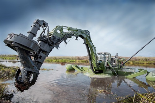 Amphibious Multipurpose Dredger Watermaster Classic IV