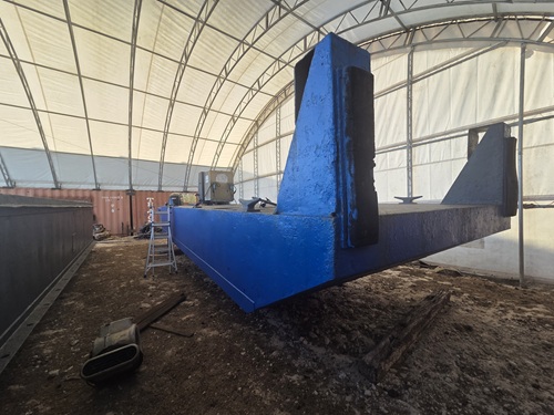 Self Propelled Push Boat